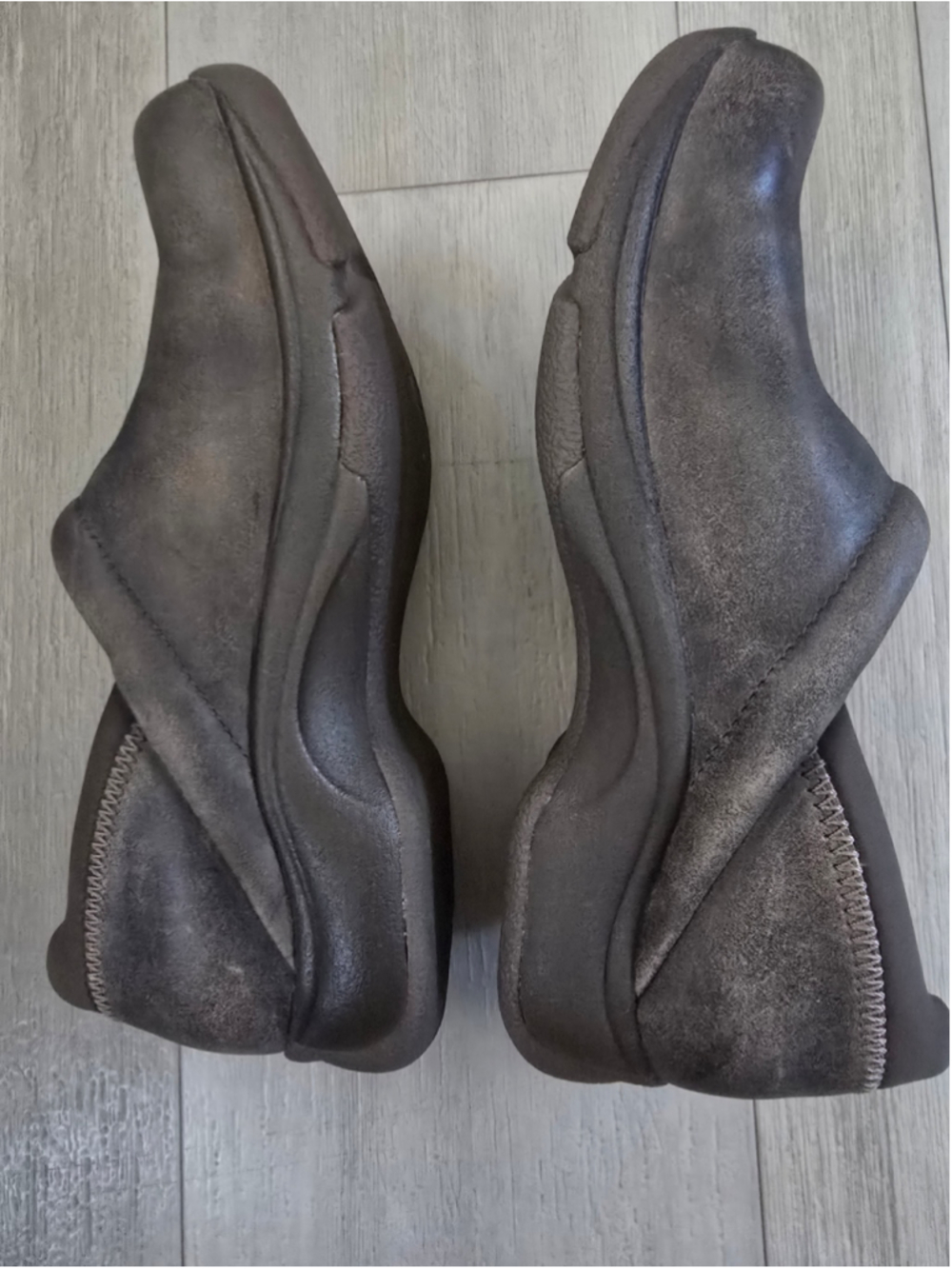 Women's Dansko Clogs Distressed Brown Size 7.5 - Picture 4 of 6